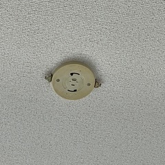 シーリングスポットライトの画像