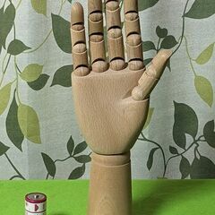 美品■美術 インテリア IKEA★天然木 デッサン人形 ２点セット★人形 ハンド マネキン 関節 可動  アクセサリースタンド (人型＋右手)◎の画像