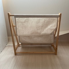 雑誌、小物ラックの画像