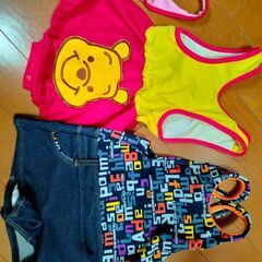 90から95サイズの水着4枚の画像