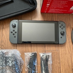 【箱付き】Nintendo Switch 本体の画像
