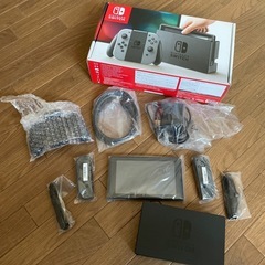 【箱付き】Nintendo Switch 本体の画像