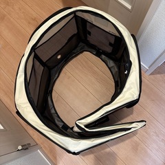 折りたたみペットサークルの画像