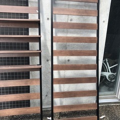 美品！突っ張り棚の画像