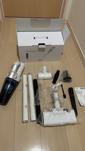 新品コードレス掃除機 (あか) 名古屋の生活家電《掃除機》の中古
