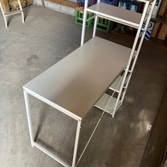 本日中の取引希望　机、イスのセットの画像