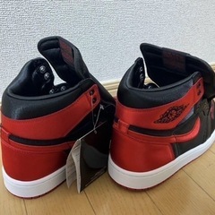 ☆新品★未使用☆当選品★　Nike WMNS Air Jordan 1 Satin Bredの画像