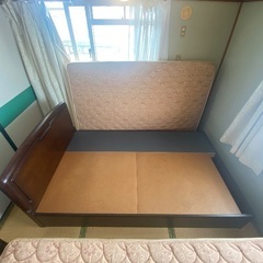 セミダブルベッド2台 引き取りに来てくれる方限定！の画像