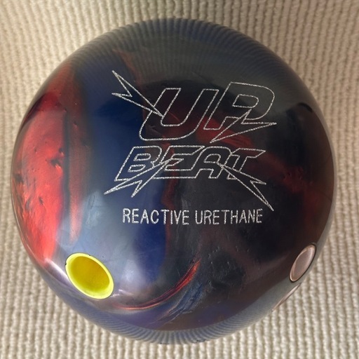 お買い得！ボウリングボール　スポーツ　レクレーション　曲がる　カーブ　フック