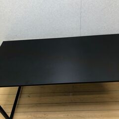 デスク ワークデスク シンプルデスク 作業台 PC机 黒 ブラック スチールフレーム 幅140 奥行60 高さ70 モダン 事務机 平机 学習机 書斎机 おしゃれ　【糸島市内 送料無料】250723-8の画像