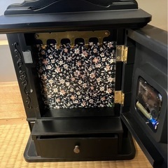 収納付き 置時計の画像