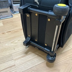 ミッキーキャリーケースの画像