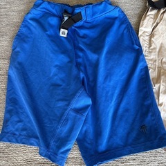 サイズ130 短ズボンほぼ未使用の画像