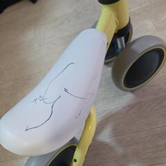 E バイク　三輪車の画像