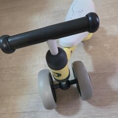 E バイク　三輪車の画像