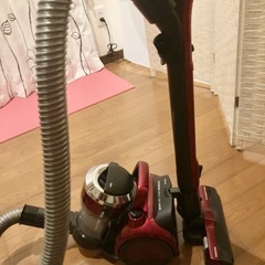 ジャンク　東芝の掃除機　壊れてます　部品取りにの画像