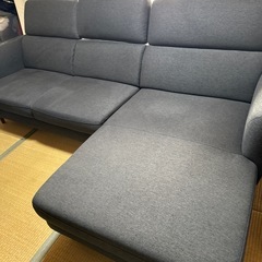 ニトリ製３人掛けカウチソファの画像