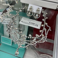 リユースのサカイ東金店　ウエディングアクセサリー　イヤリングセット（ラインストーン）　TJ13540の画像