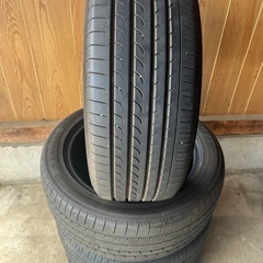 中古タイヤ組み換え無料235/50R18 97V ヨコハマRV02の画像