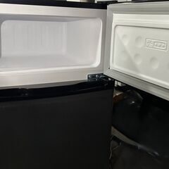 マクスゼン 冷凍冷蔵庫 JR085HM01WH 2024年製 85L 通電確認済み 【中古】の画像