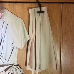 レディース　スーツ　ジャケット＆スカートの画像