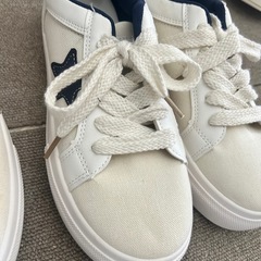 新品 スニーカー　サイズ　25cm (6番) 3足　セット　の画像