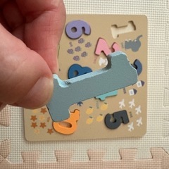ダイソー　型はめパズル　数字の画像