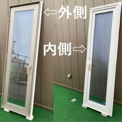 未使用品 YKKAPW331　勝手口ドア　左勝手　サッシコード JOSXD 06020-TLの画像