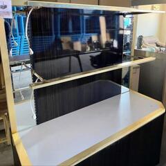 ライト、ガラス板付き 店舗用ディスプレイボードの画像