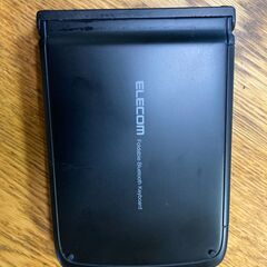 折りたたみ式ポータブルキーボードELECOM Bluetooth接続　ケース付きの画像