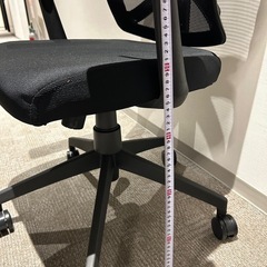 デスクとチェア②の画像