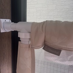 日本育児　窓ゲート２本セット（１本は訳あり）の画像
