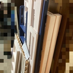 （お届けできます）白天然木デスク&LED照明付ロフトベッドの画像