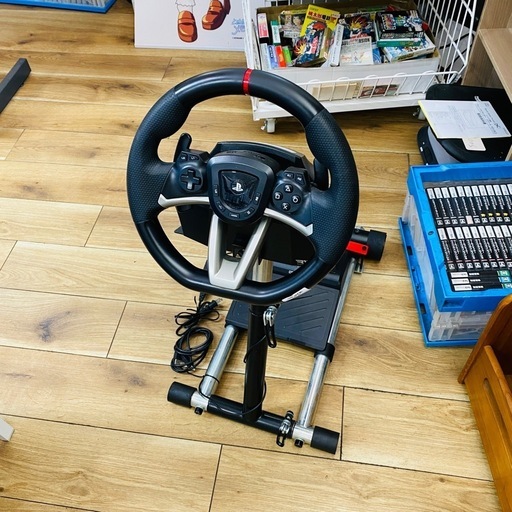 【直接引取り限定】PS4 ハンドルコントローラー スタンド付き ペダルアリ　ハンコン 