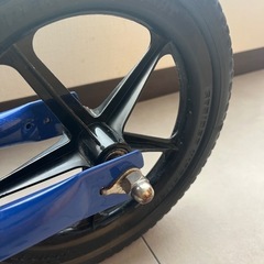ストライダー　青の画像