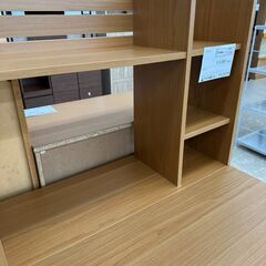 ★リユースのサカイ高崎店★TJ12328  デスク 茶 H136.5×D31.0～68.5×W82 クリーニング済みの画像
