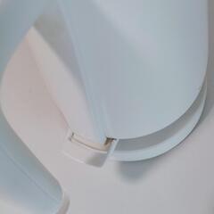 バルミューダ　電気ケトル　中古品　KO2A-WH   513の画像