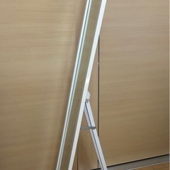 【お譲り先決定】不二貿易 姿見 全身鏡 スタンドミラー 折りたたみ 白 0円の画像