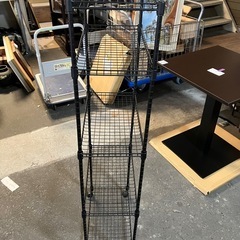 O2507-771 スチールワイヤーラック ブラック キャスター付き 中古の画像