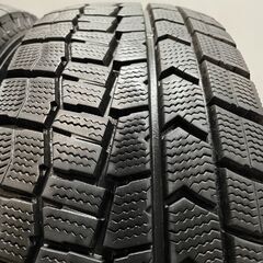 DUNLOP WINTER MAXX WM02 195/65R15 15インチ スタッドレス 4本 24年製 バリ溝 プリウス ステップワゴン ヴォクシー カローラ等　(KTA292)クレジットカード QRコード決済可能の画像