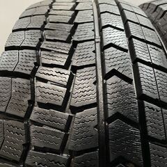 DUNLOP WINTER MAXX WM02 195/65R15 15インチ スタッドレス 4本 24年製 バリ溝 プリウス ステップワゴン ヴォクシー カローラ等　(KTA292)クレジットカード QRコード決済可能の画像