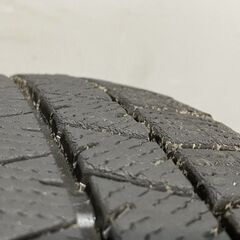 DUNLOP WINTER MAXX WM03 195/50R19 19インチ スタッドレス 4本 24年製 バリ溝 60プリウス等　(KTA295)クレジットカード QRコード決済可能の画像
