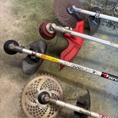草刈機　刈払機
の画像