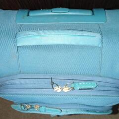 American Touristerスーツケースの画像