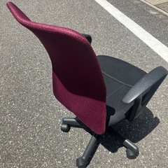 回転イス　高さ調整付き　椅子の画像