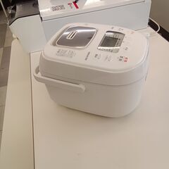 ★リユースのサカイ千葉中央店★期間限定割引有 IRIS OHYAMA 炊飯器 3合炊き 21年製 動作確認／クリーニング済み TC4016の画像