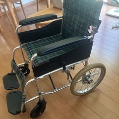 車椅子の画像