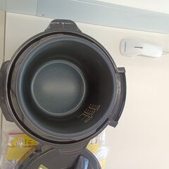 ★リユースのサカイ千葉中央店★期間限定割引有 Shop japan 電気圧力鍋   動作確認／クリーニング済み TC4017の画像