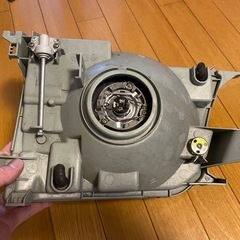 90系ランドクルーザープラド純正ヘッドライトの画像