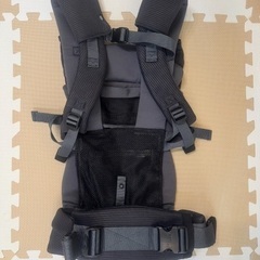 Aprica ラクリス　抱っこひも ブラックの画像